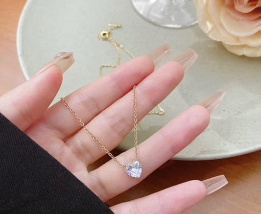 Luxe Heart Solitaire Necklace ❤️