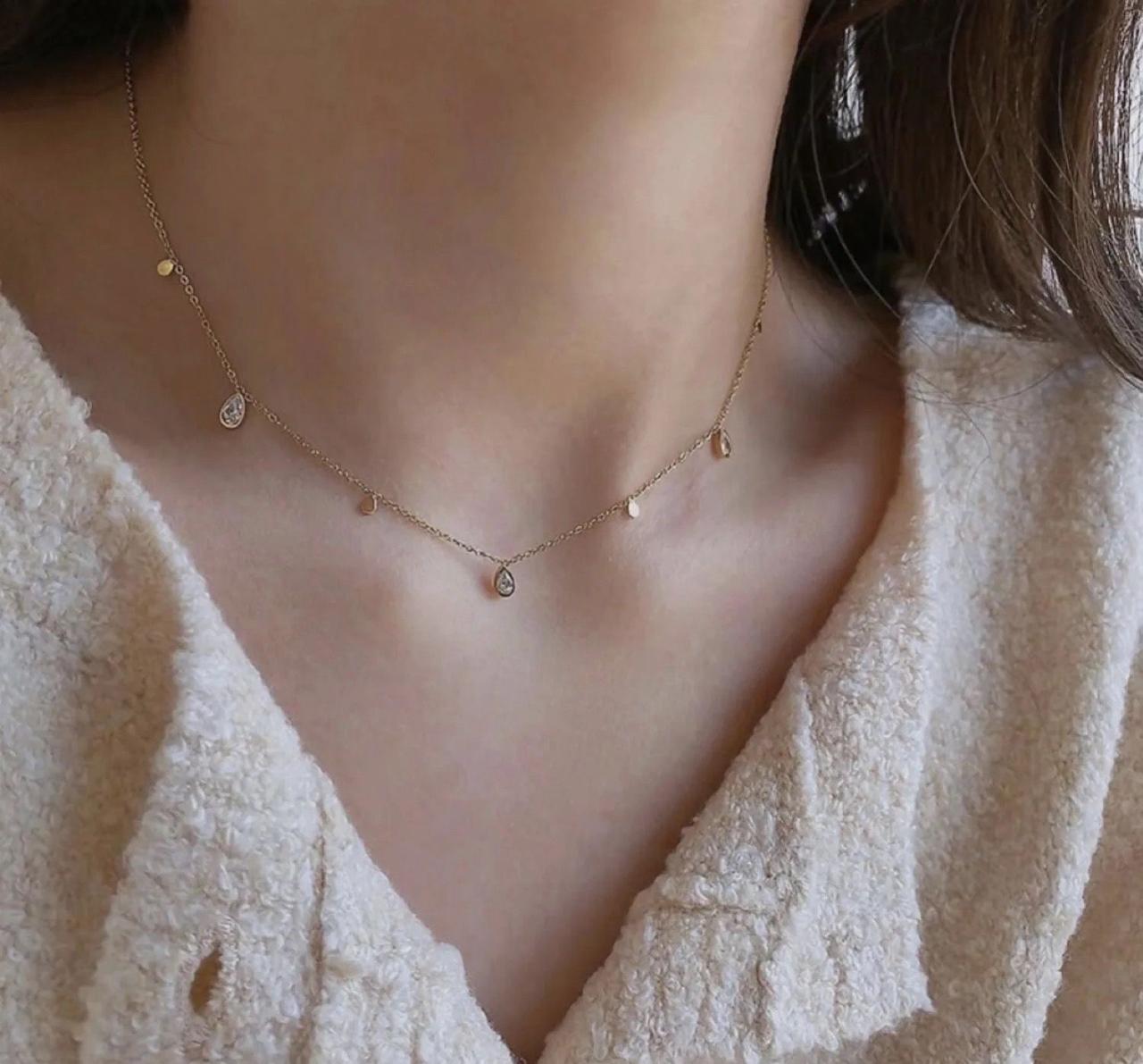 Raindrop Whisper Choker