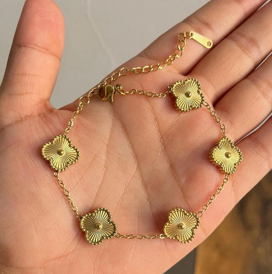 Golden Clover Bracelet