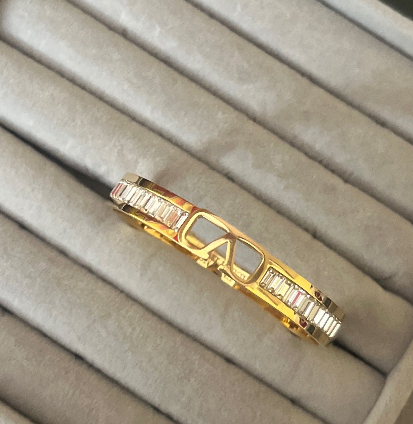 Signature Link Spark Kada (SMALL SIZE)