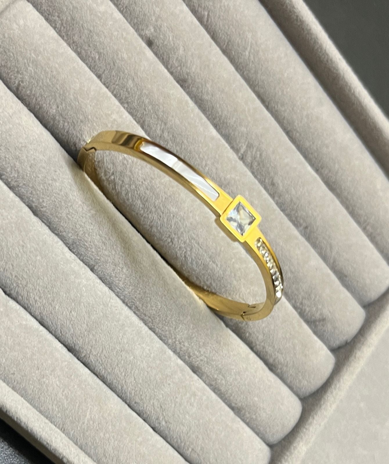 Aurora Frame Statement Kada (SMALL SIZE)