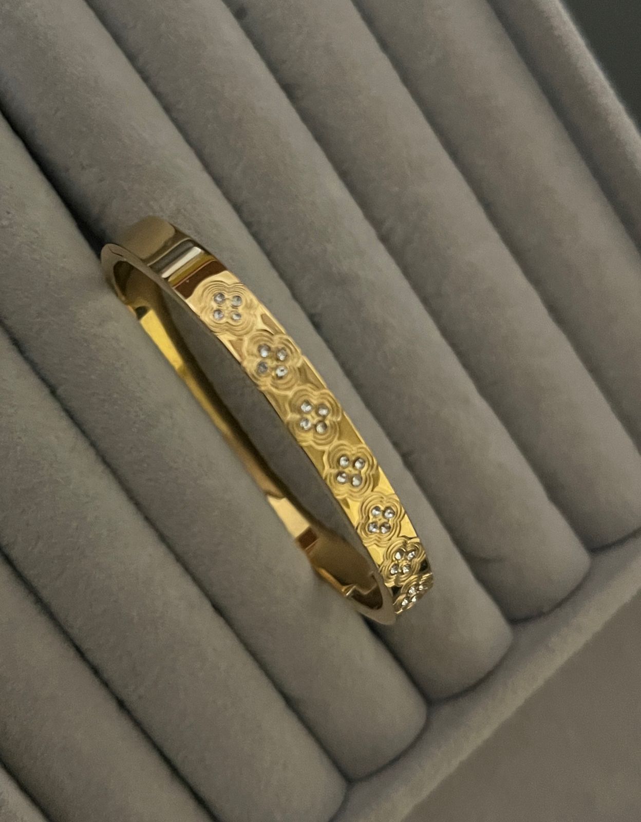 Floral Spark Gold Kada (SMALL SIZE)