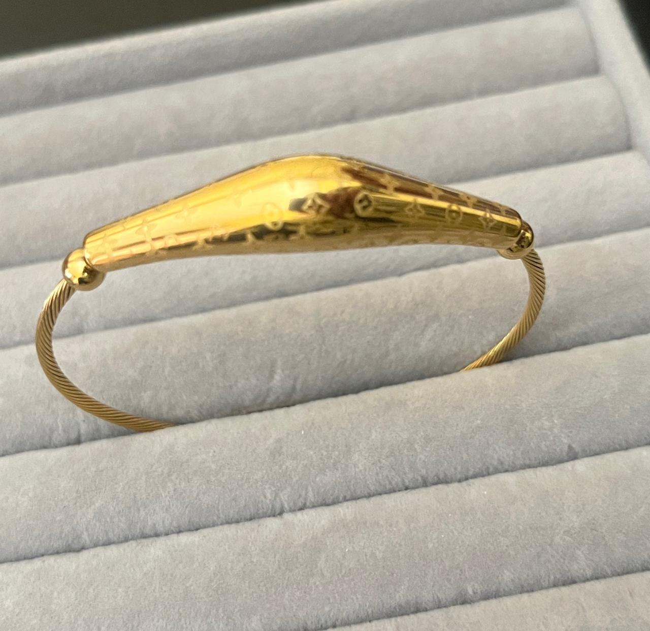 Aurel Twist Gold Bracelet