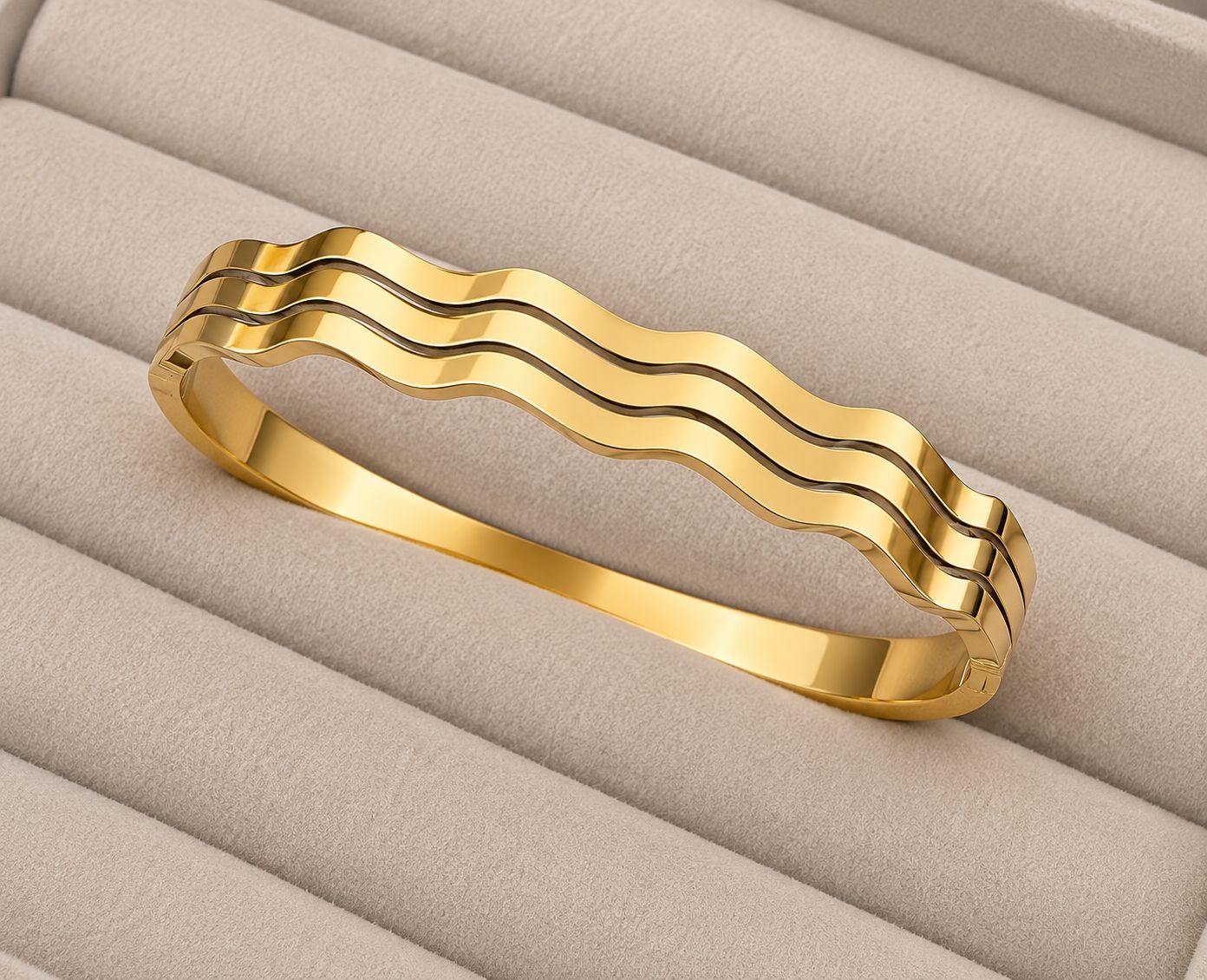 Aurelia Wave Gold Kada