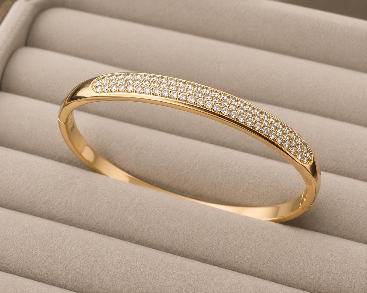 Seraphina Crystal Gold Kada