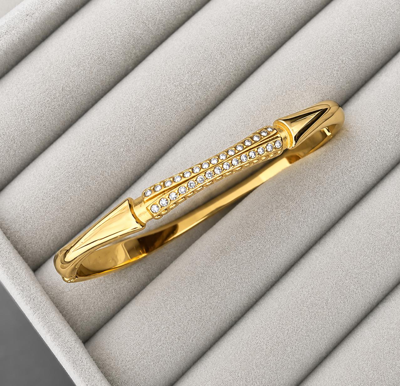 Celestia Crystal Accent Kada