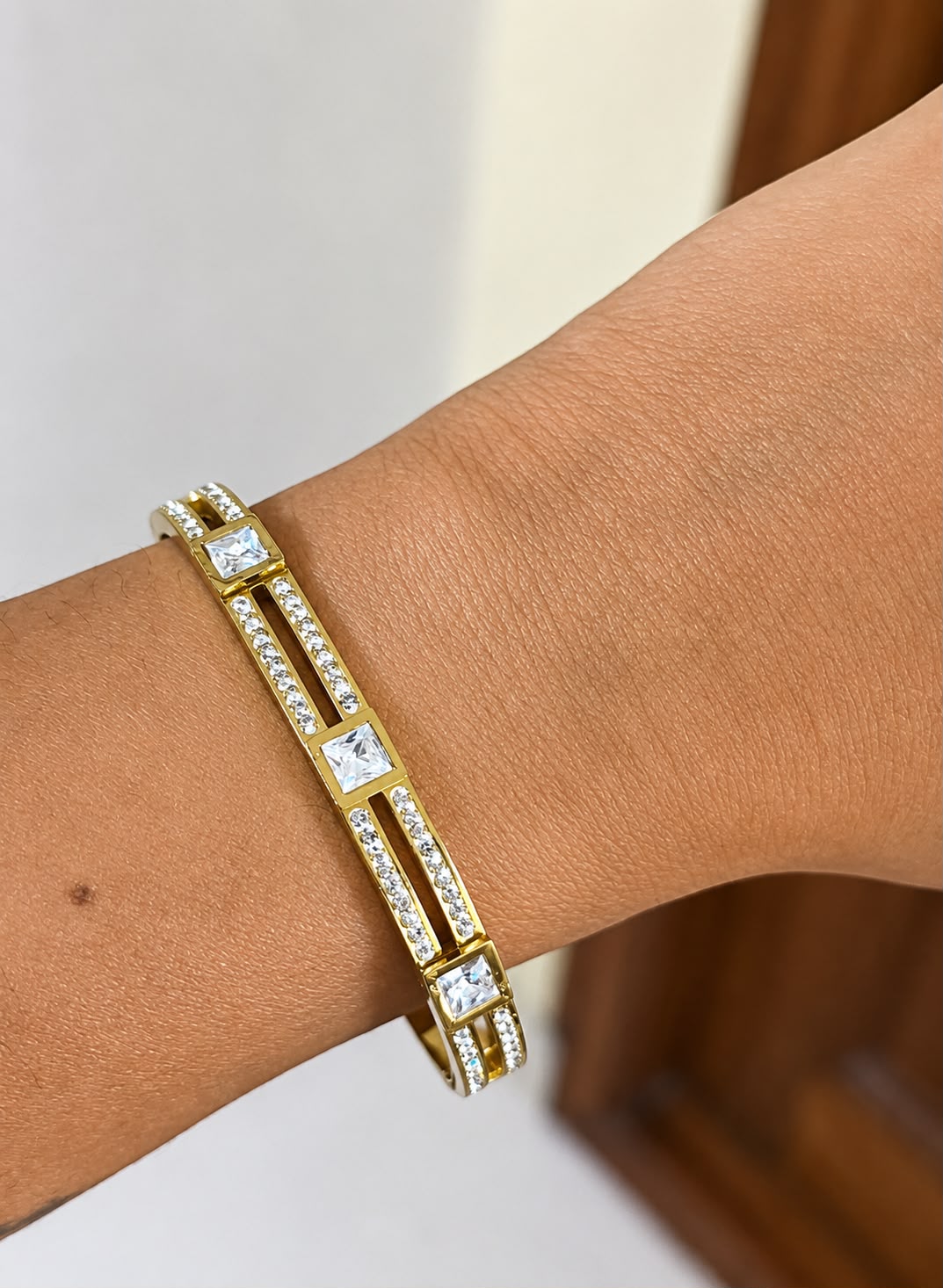 Celeste Line Kada (SMALL SIZE)