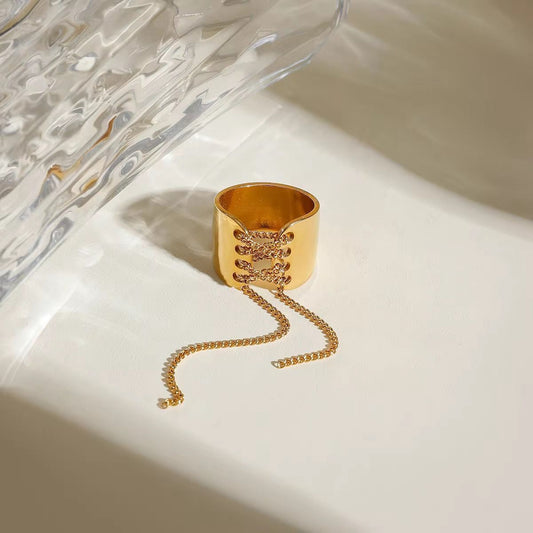 Corset Chain Ring