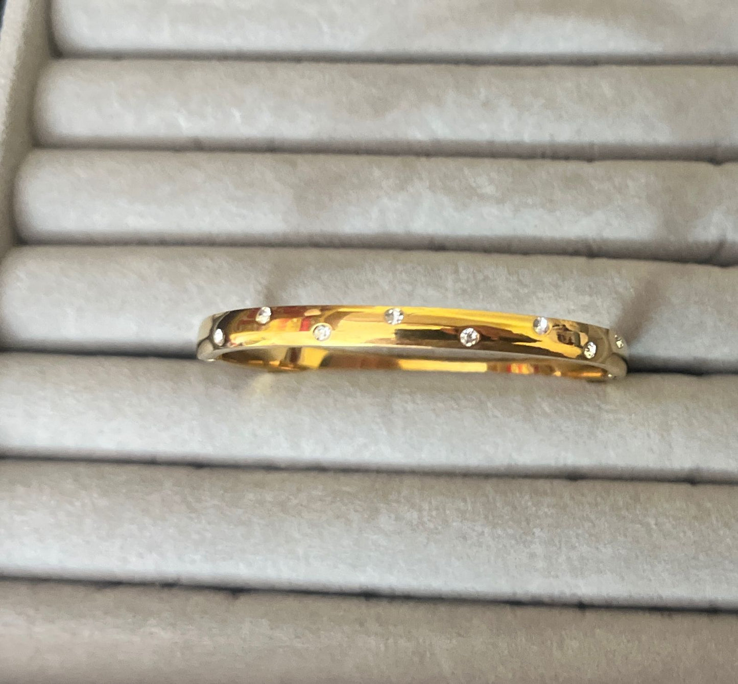 Pure Glow Stud Kada (SMALL SIZE)