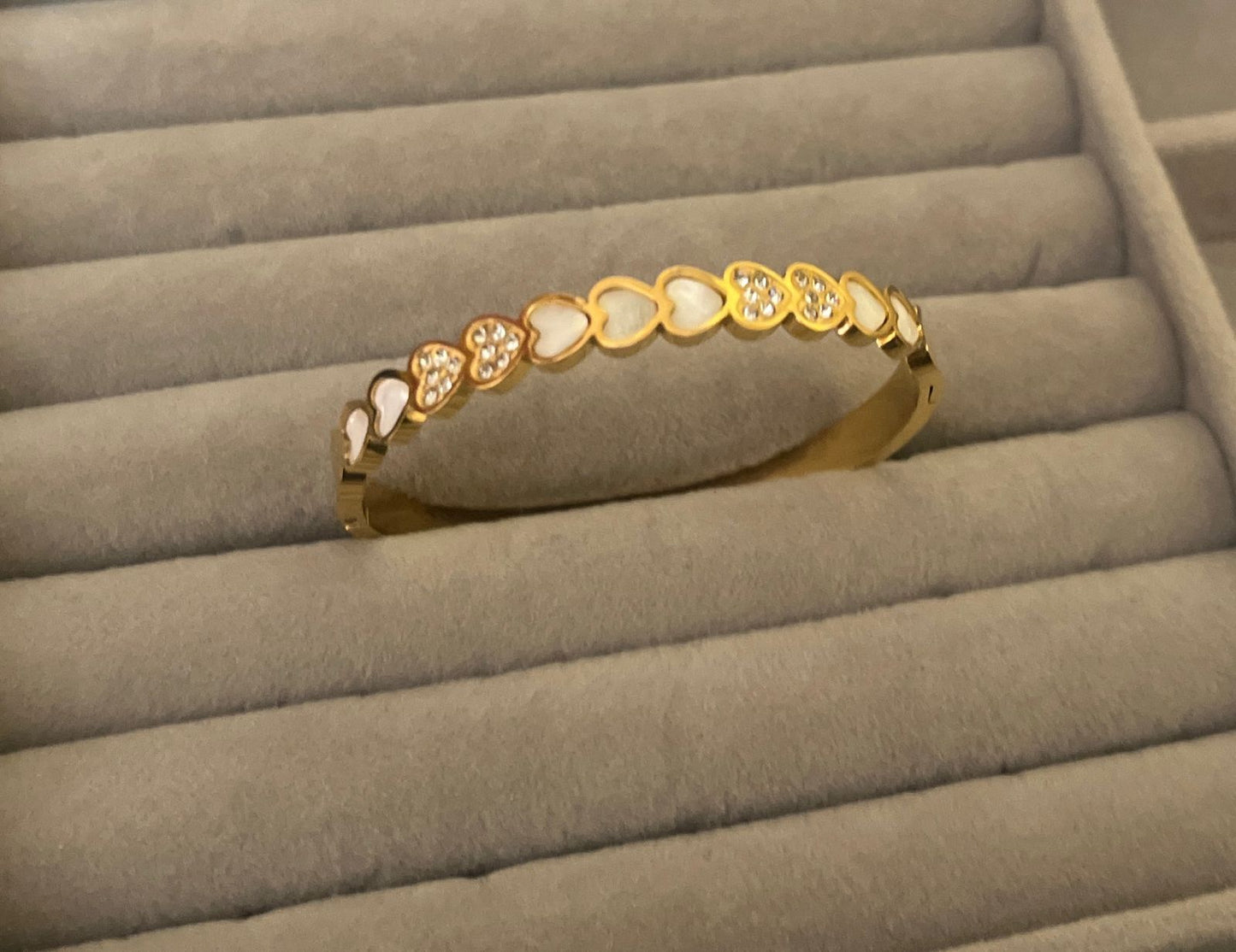 Amour Heartlink Kada (SMALL SIZE)