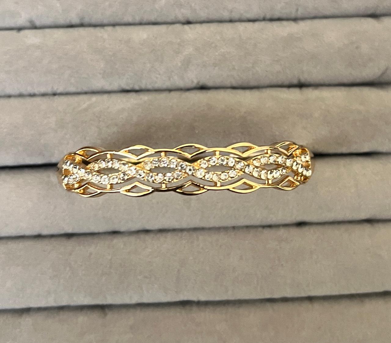 Aurora Interlace Spark Kada (SMALL SIZE)