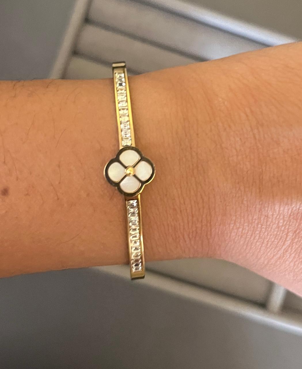 Ivory Bloom Crystal Kada (SMALL SIZE)