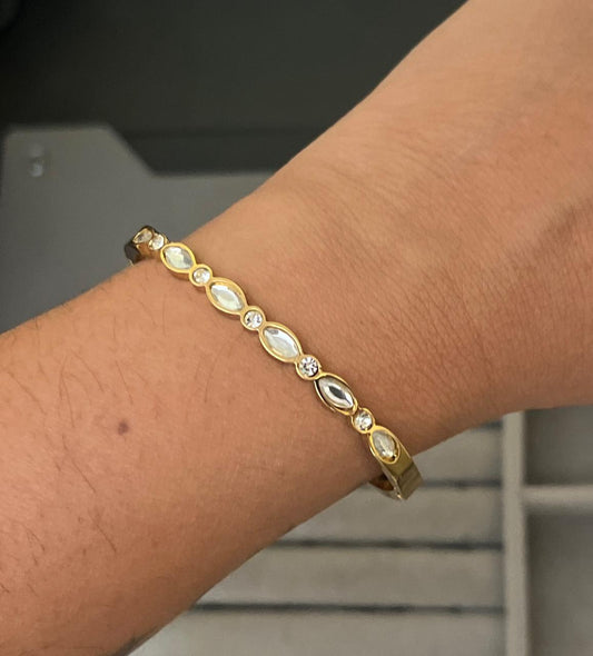 Oval Crystal Gold Kada (SMALL SIZE)