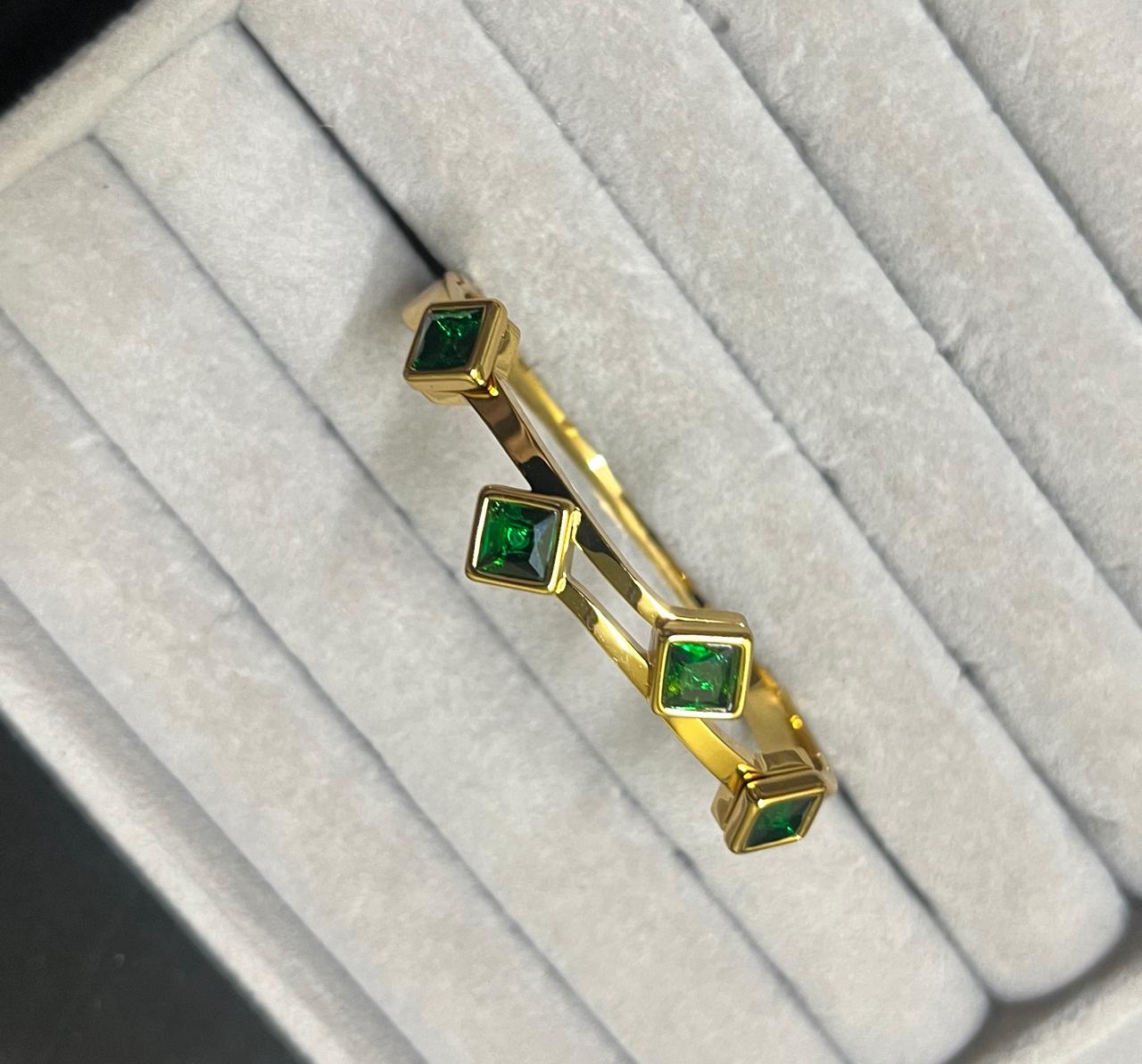 Regal Prism Kada (green) (SMALL SIZE)