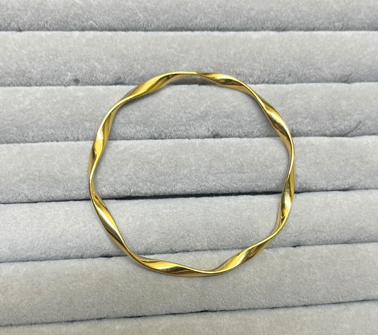 Aurora Twist Gold Bangle (SMALL SIZE)