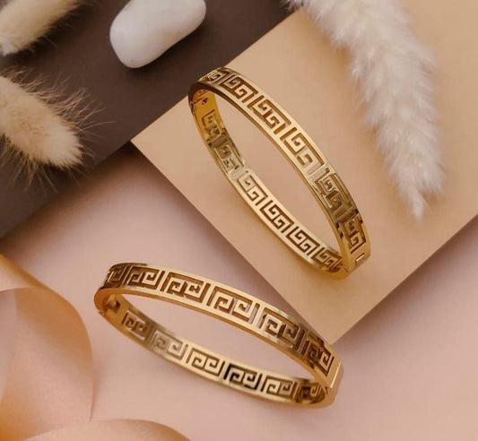 Athena Greek Key Kada
