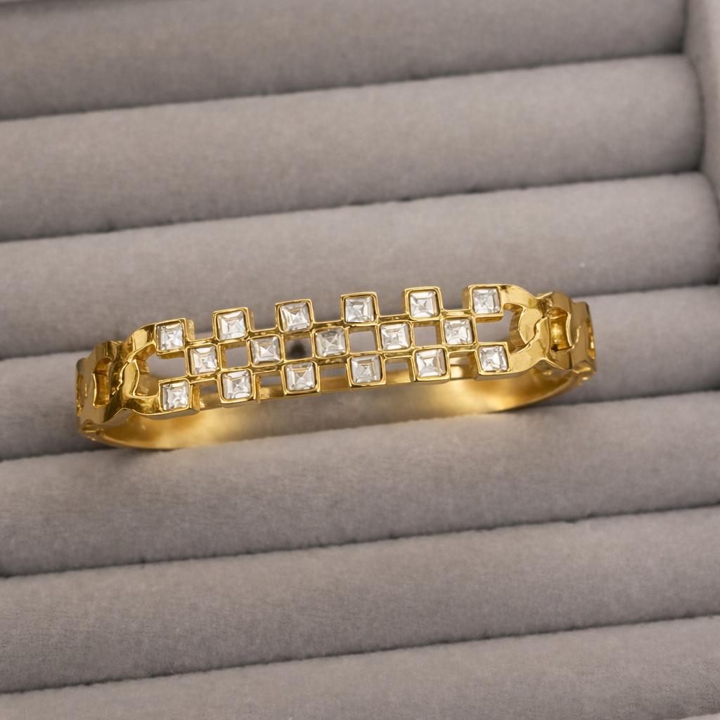 Aurora Grid Crystal Kada