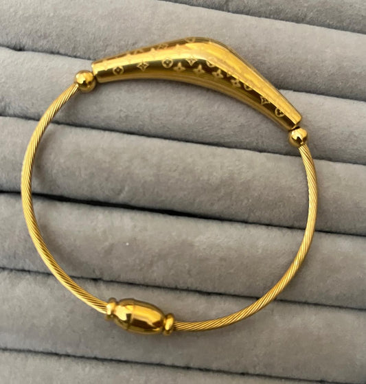 Aurel Twist Gold Bracelet