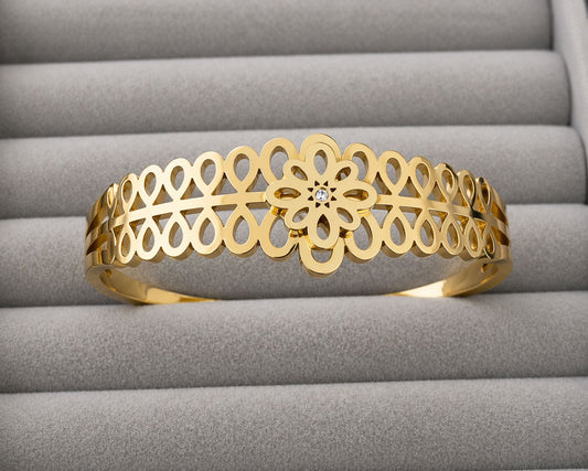 Floral Filigree Statement Kada
