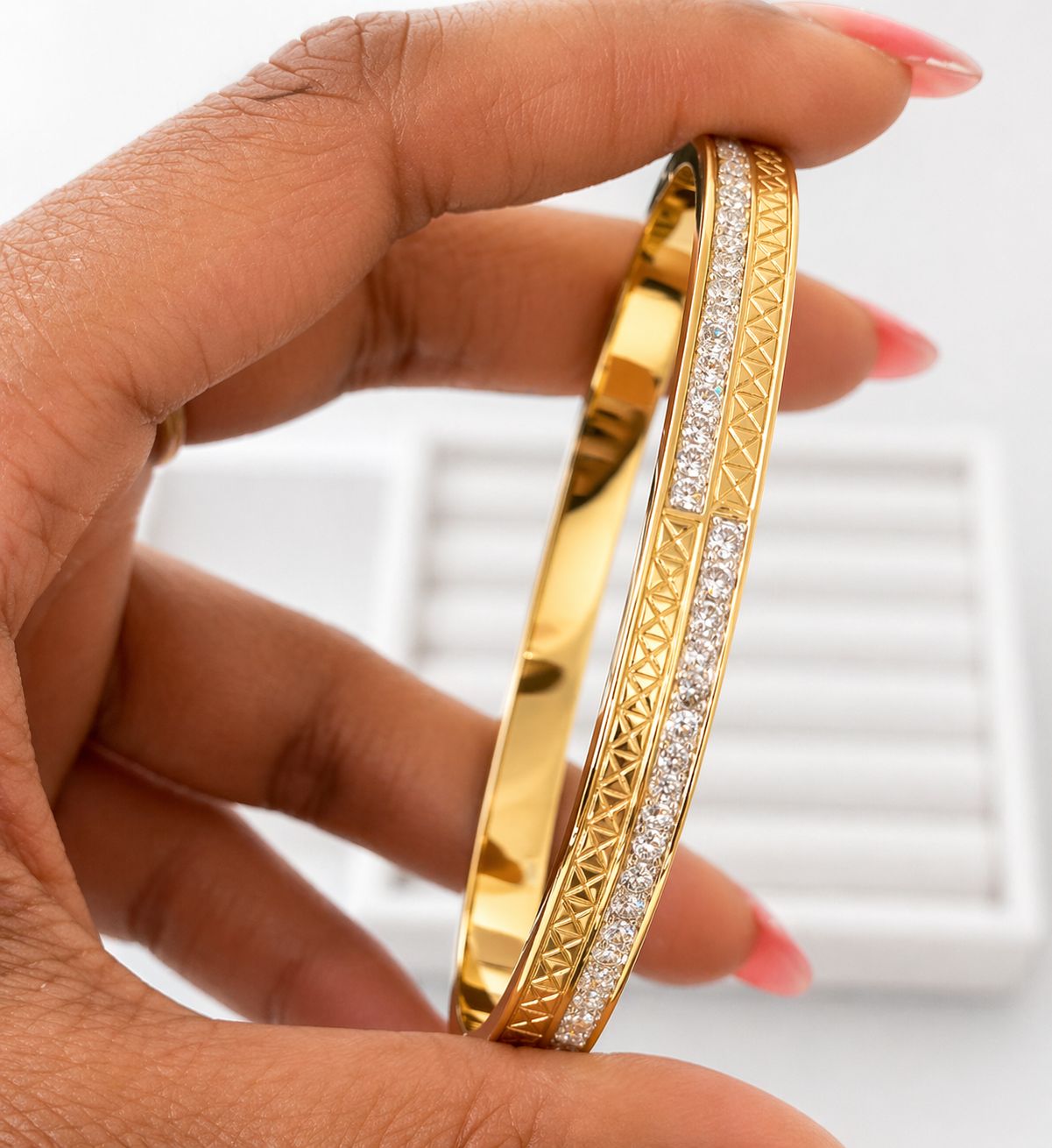 Lumière Crystal Line Kada
