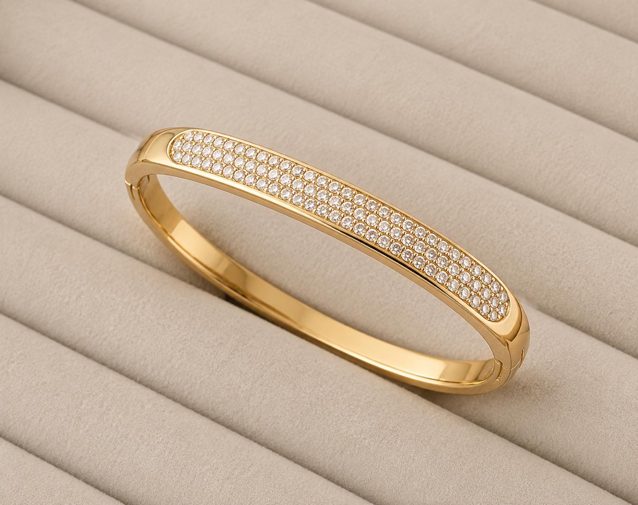 Seraphina Crystal Gold Kada