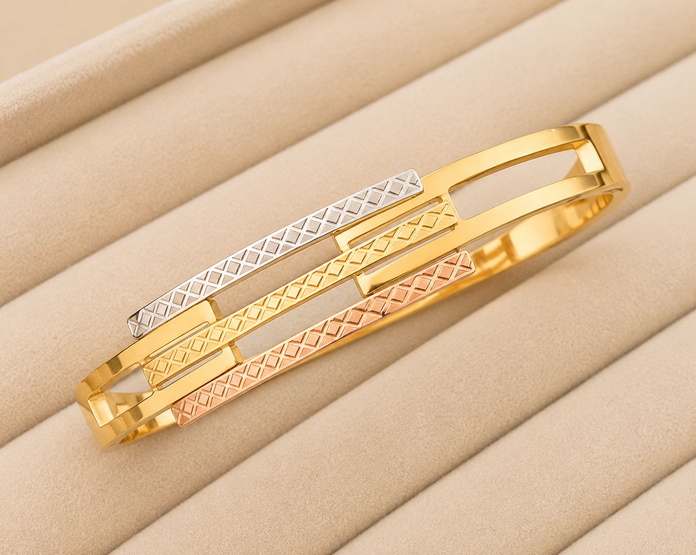 Trinity Luxe Dual-Tone Kada
