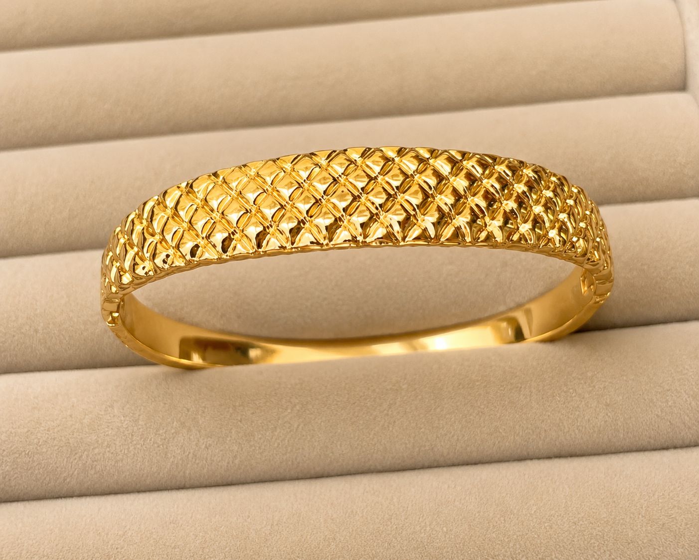Regal Weave Gold Kada