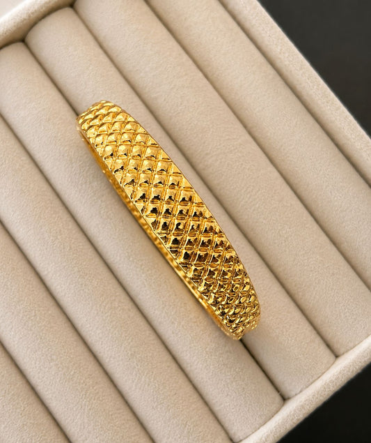 Regal Weave Gold Kada