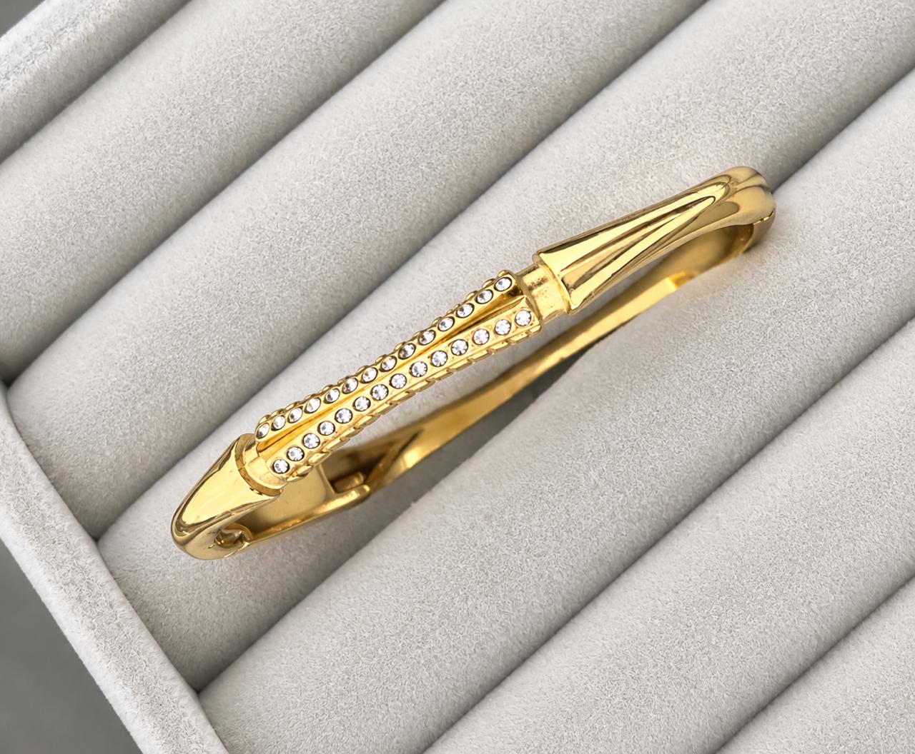 Celestia Crystal Accent Kada