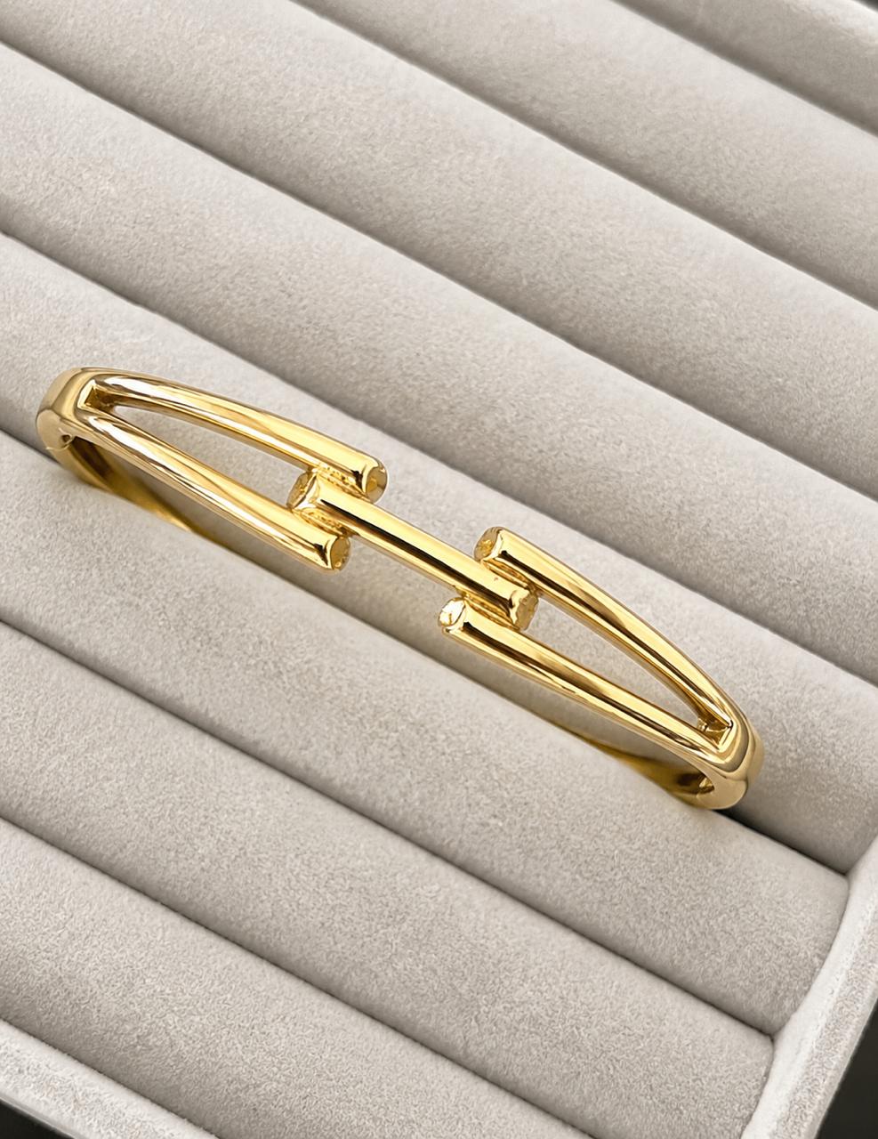 Liora Dual Bar Gold Kada