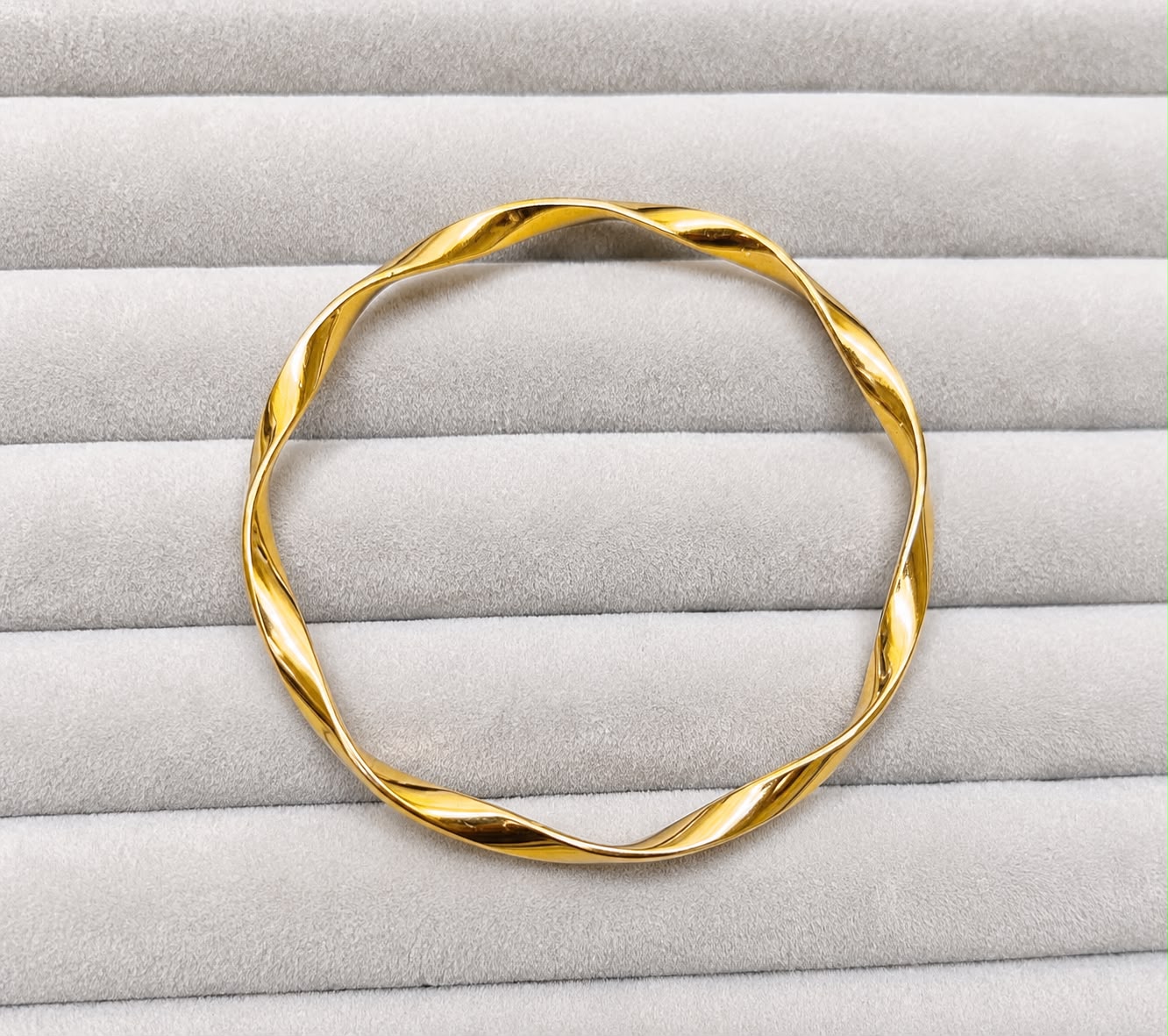 Aurora Twist Gold Bangle (SMALL SIZE)