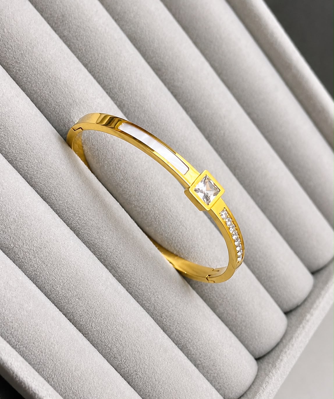 Aurora Frame Statement Kada (SMALL SIZE)