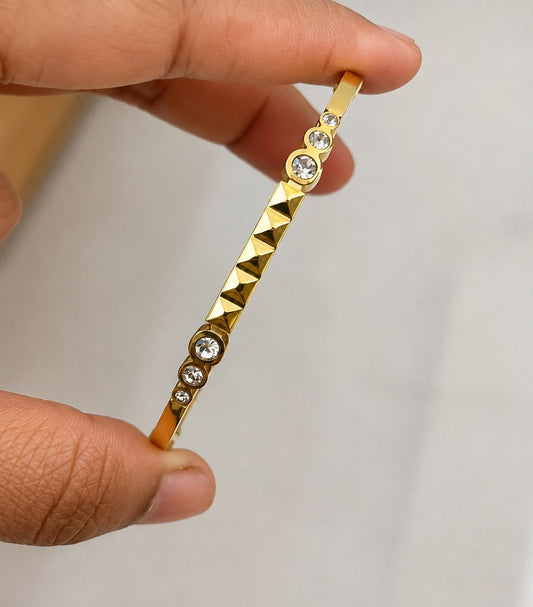 Pyramid Spark Edge Kada (SMALL SIZE)