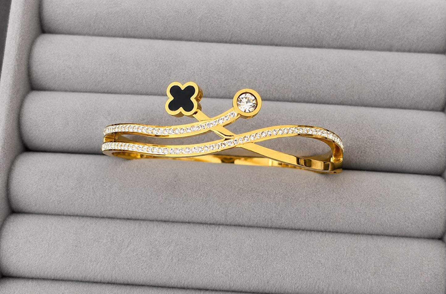 Noir Clover Crystal Gold Kada (SMALL SIZE)