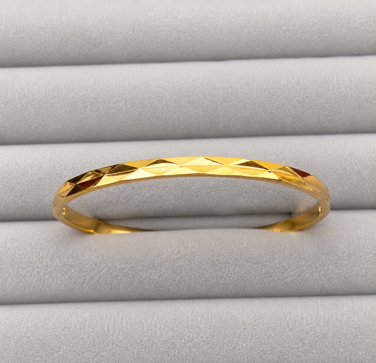 Aurelia Facet Gold Kada (SMALL SIZE)
