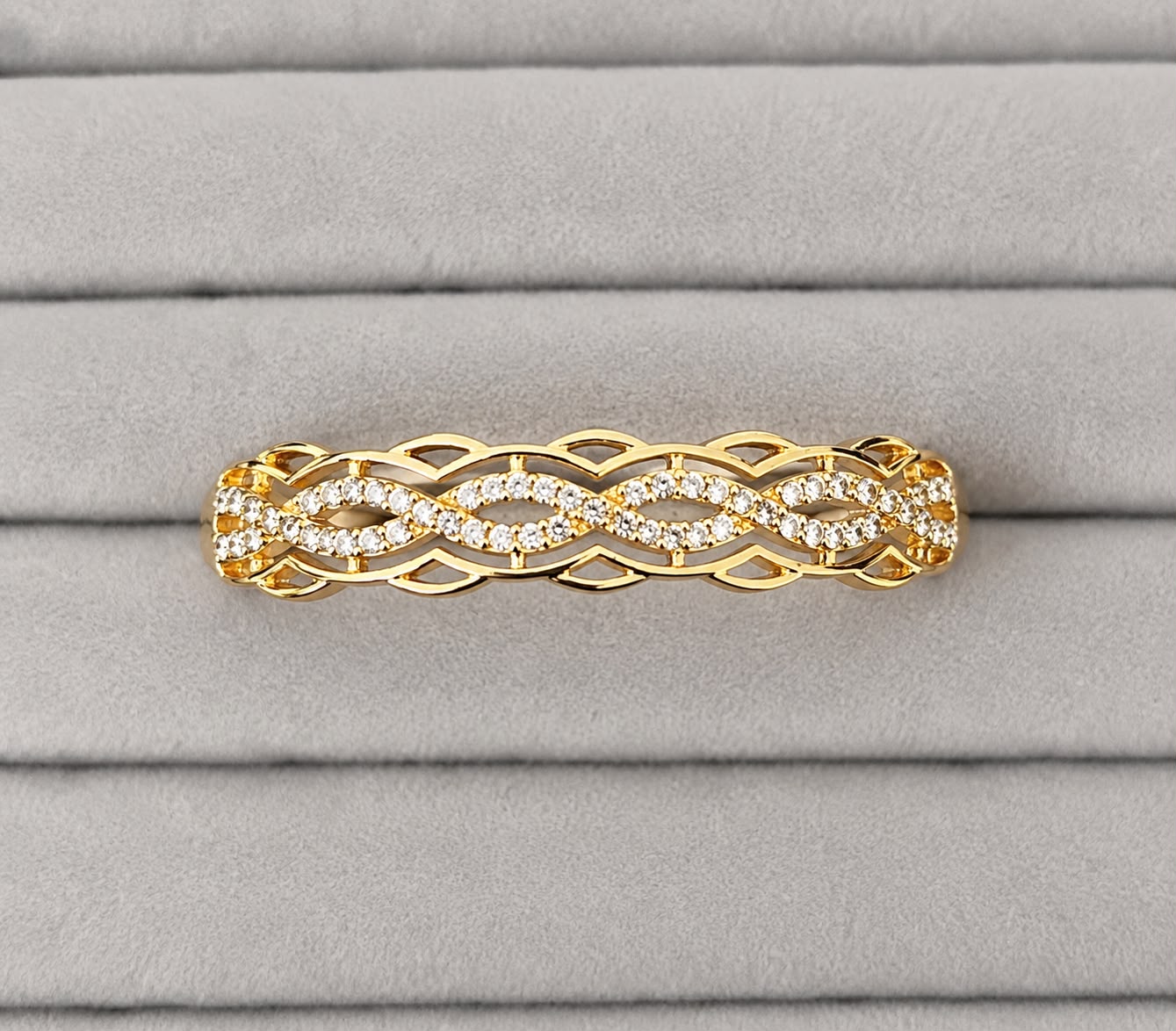 Aurora Interlace Spark Kada (SMALL SIZE)