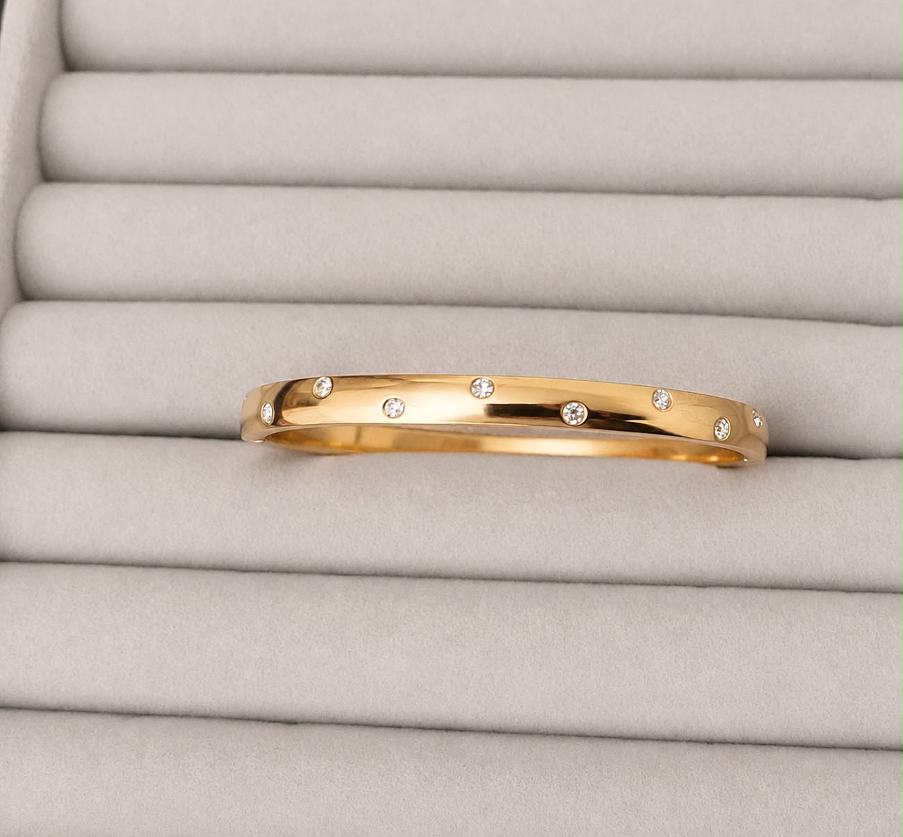 Pure Glow Stud Kada (SMALL SIZE)